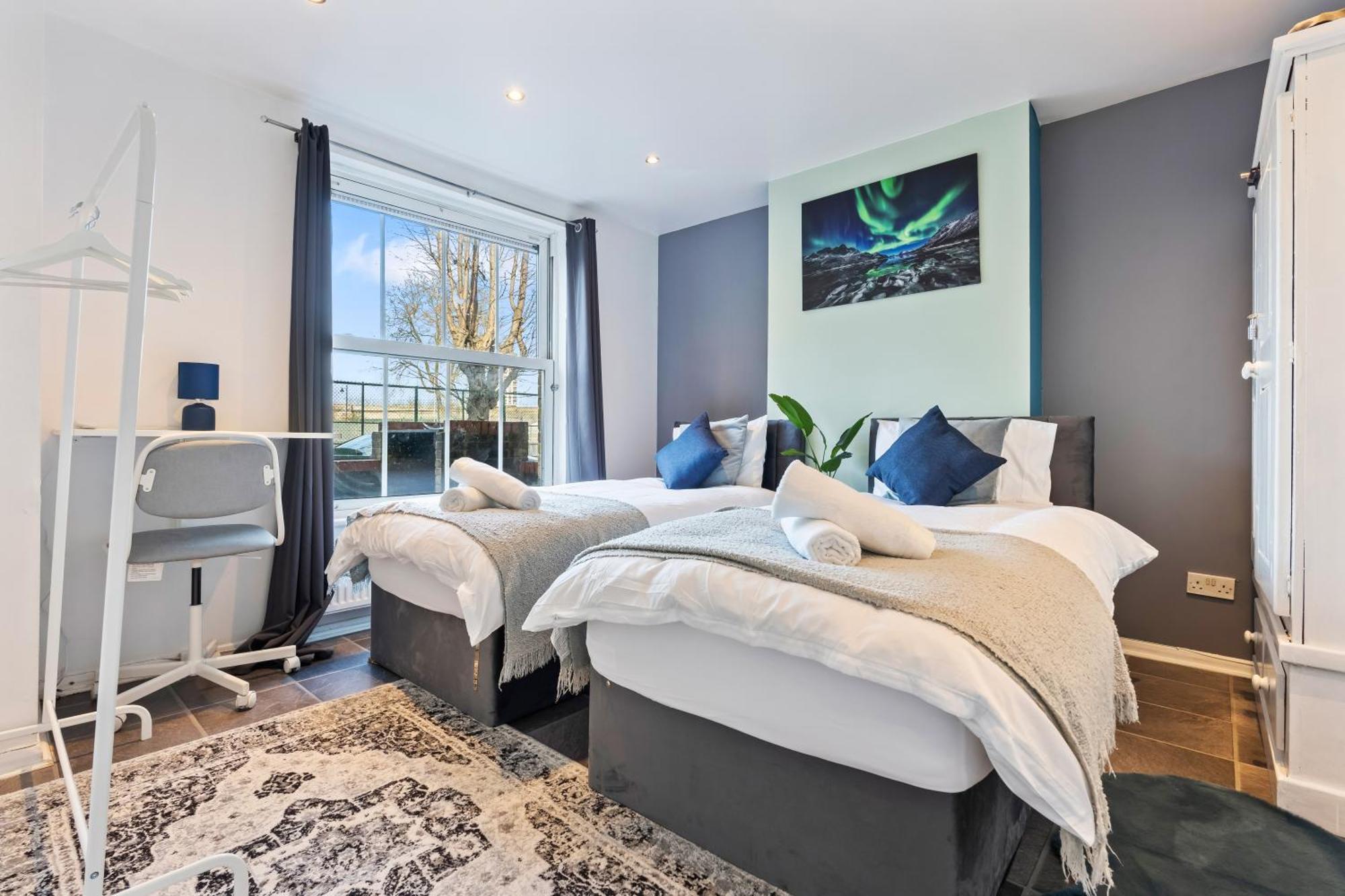 Impeccable 4-Bed House In Brixton London Villa Екстериор снимка