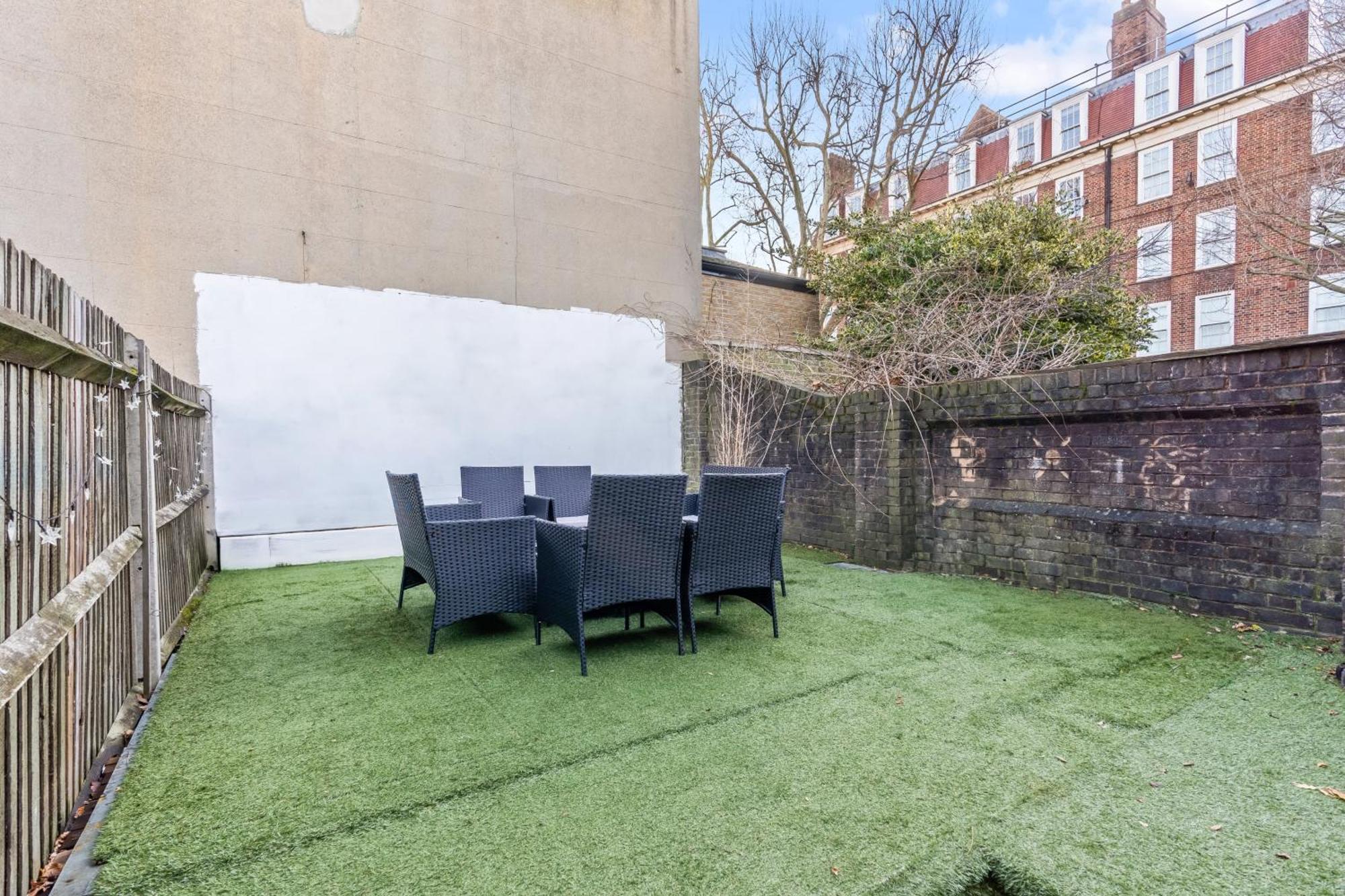 Impeccable 4-Bed House In Brixton London Villa Екстериор снимка